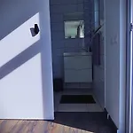 北海滩旅馆 - Al 招待所 4*